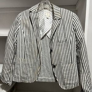 GAP Jacket B/W Striped Size 0
